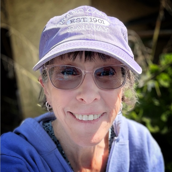 Meet your Posher, Kathy - Picture 8 of 11